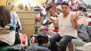 Tidying Up with Marie Kondo: 1×2