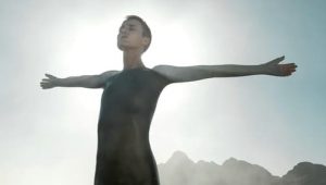 Raised by Wolves: 1×1